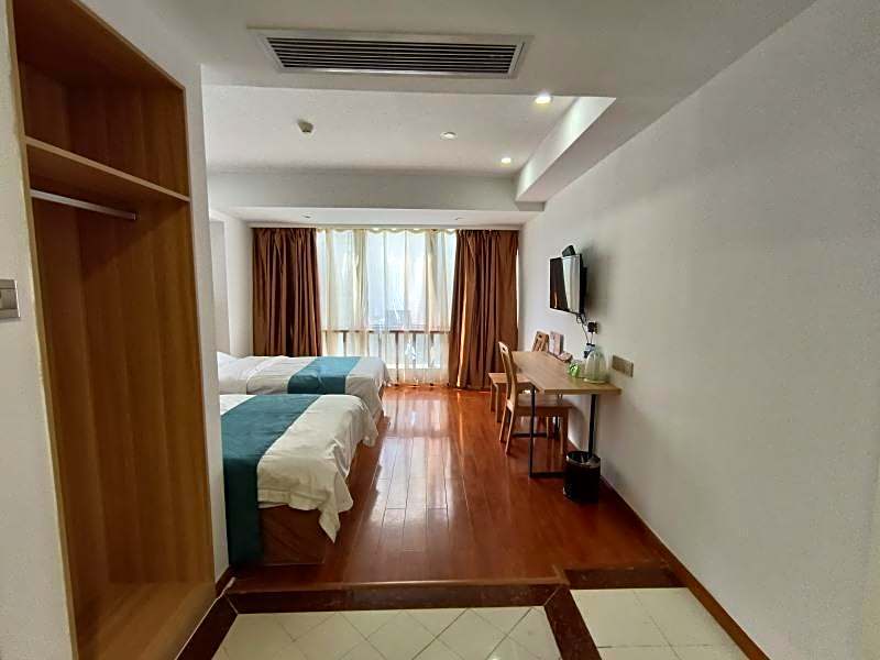 GreenTree Inn Changshu Zhaoshangcheng Express Hotel