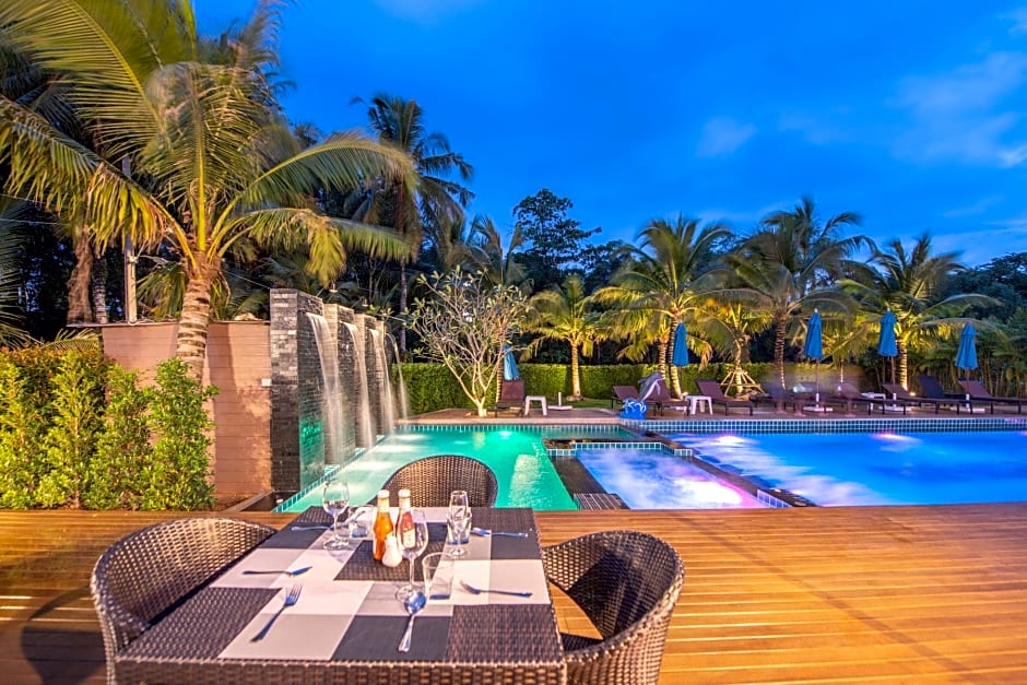 River Front Krabi Hotel