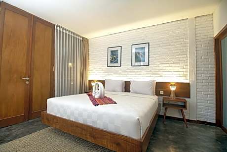 Triple Room with Pool View