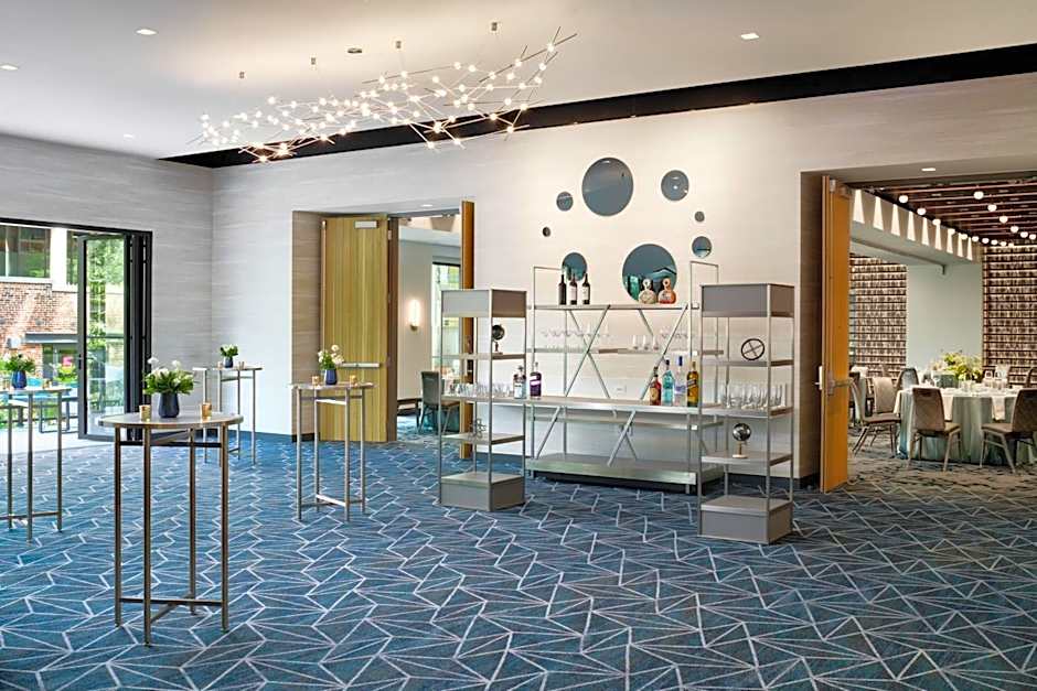 Astra Hotel, Seattle, a Tribute Portfolio Hotel by Marriott