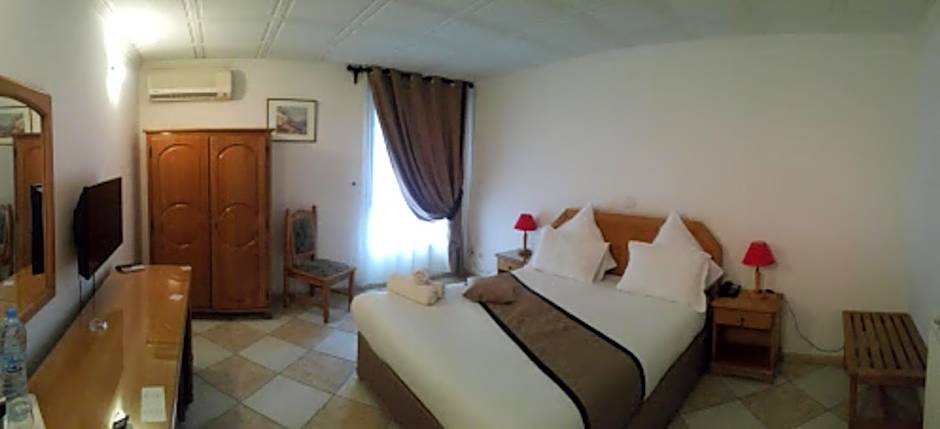 HOTEL EL BIAR