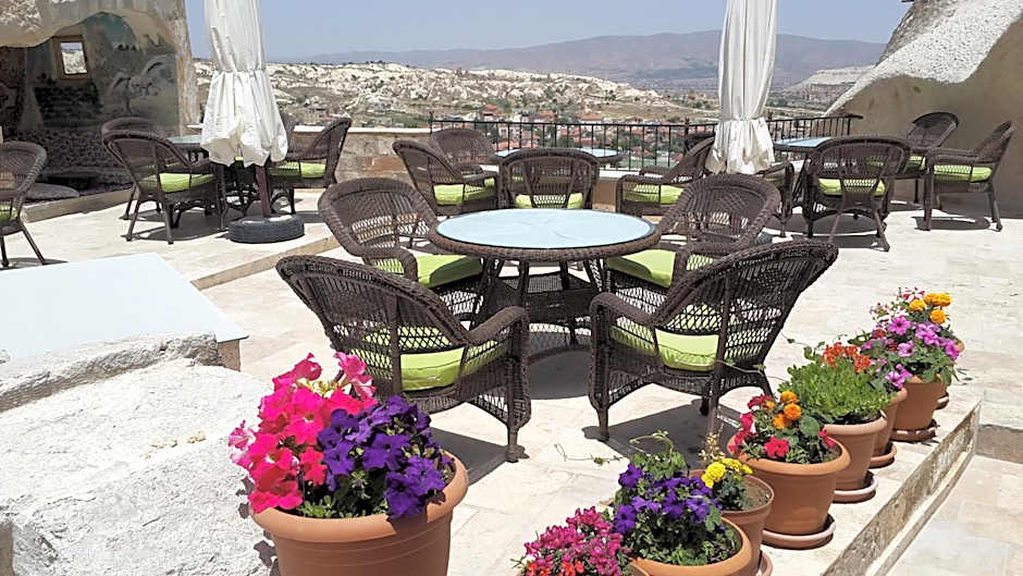 Arif Cave Hotel