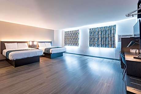 2 Full Beds | Extended Suite, Non-Smoking, Micfridge
