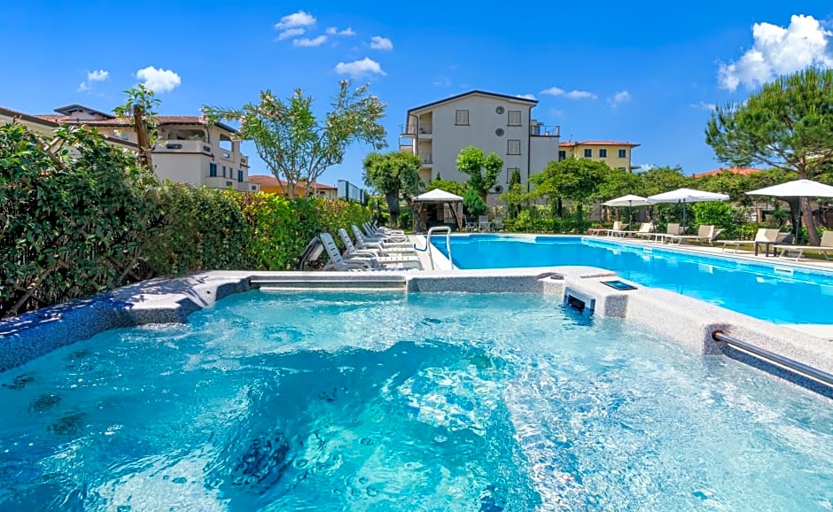 Hotel Apuana