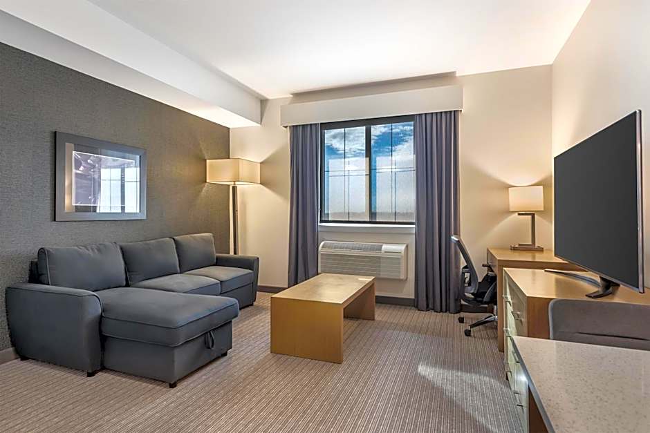 Executive Residency by Best Western Calgary City View North