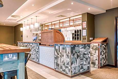 Premier Inn Wokingham Town Centre
