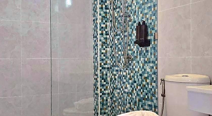 Smile Boutique at Saiyuan