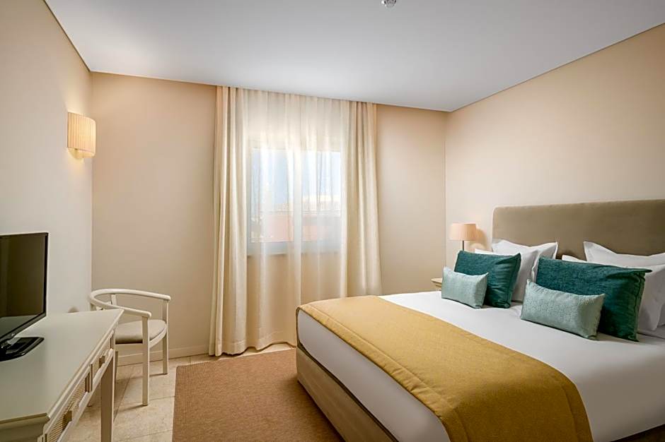 Photo 1 of 6 of 1 Bedroom Suite