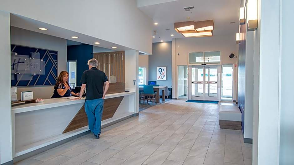 Holiday Inn Express Oakdale By IHG