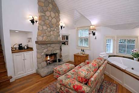 Plumstead Cottage