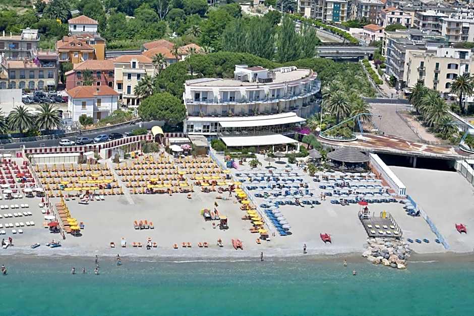 Hotel Tirreno