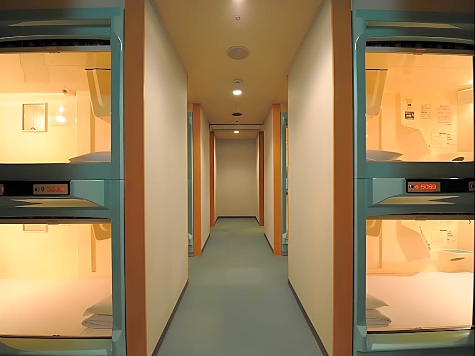Capsule Inn Kamata - Male Only