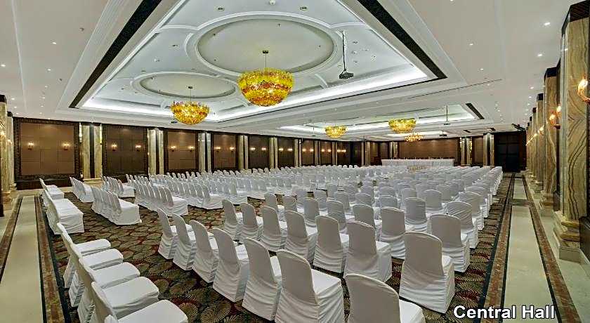 Mayfair Convention Hotel