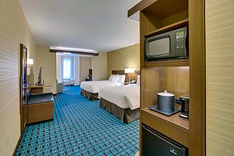 Queen Suite with Two Queen Beds and Sofa Bed