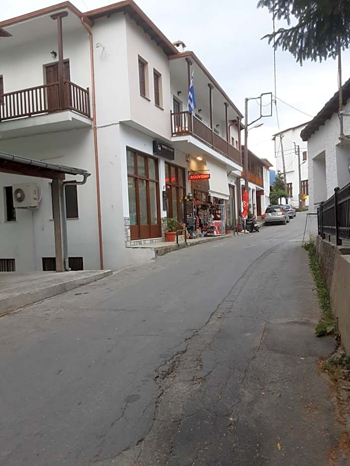 Magda Studios - Double Bed Room N4