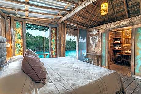 Bungalow - Water Front