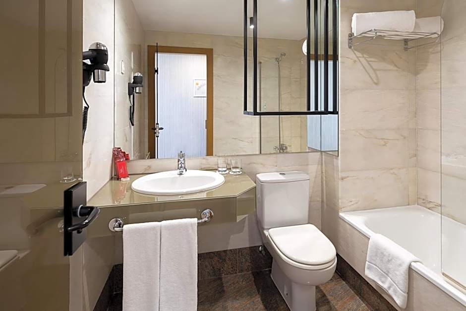 Rafaelhoteles Atocha