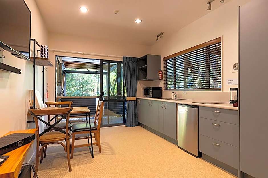 Punakaiki Treehouse Limited