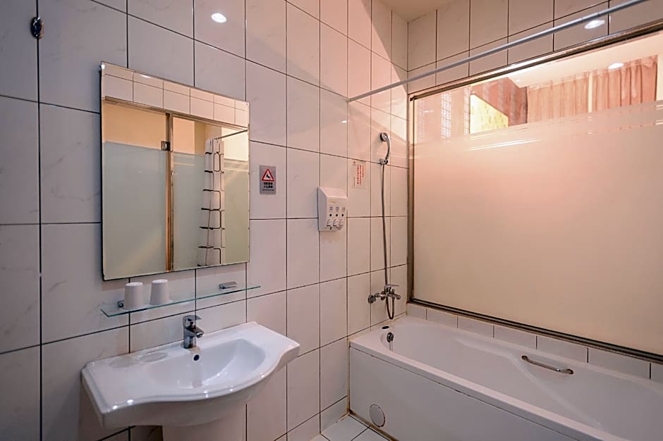 i-Deal Hotel