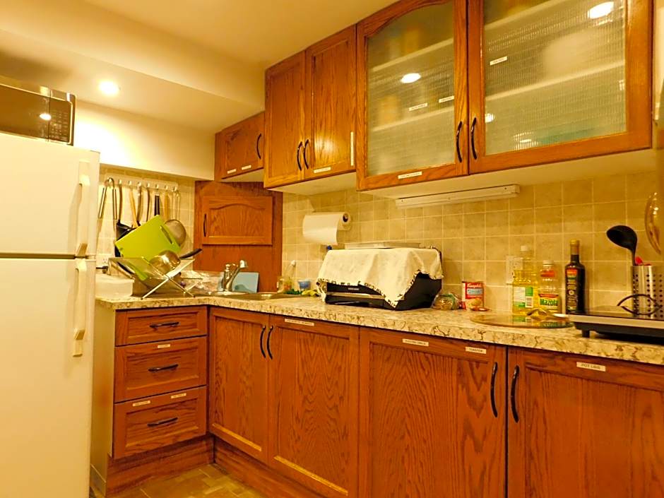 The Calgary Hub hostel style Home