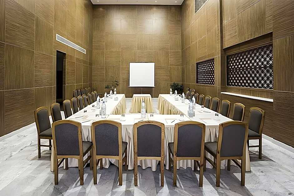 Lily Hotel Suite Hofuf