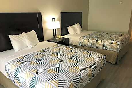 2 Queen Beds | Suite, Non-Smoking