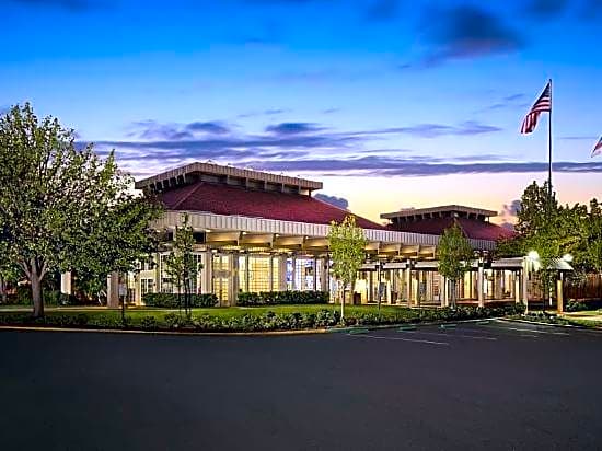 Hilton Oakland Airport