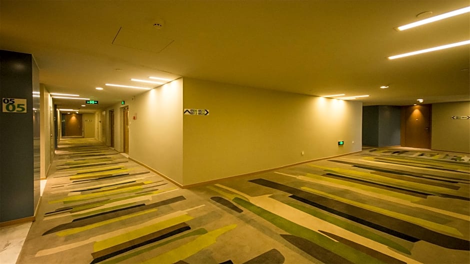 Holiday Inn Express Zhangjiakou Park View By IHG