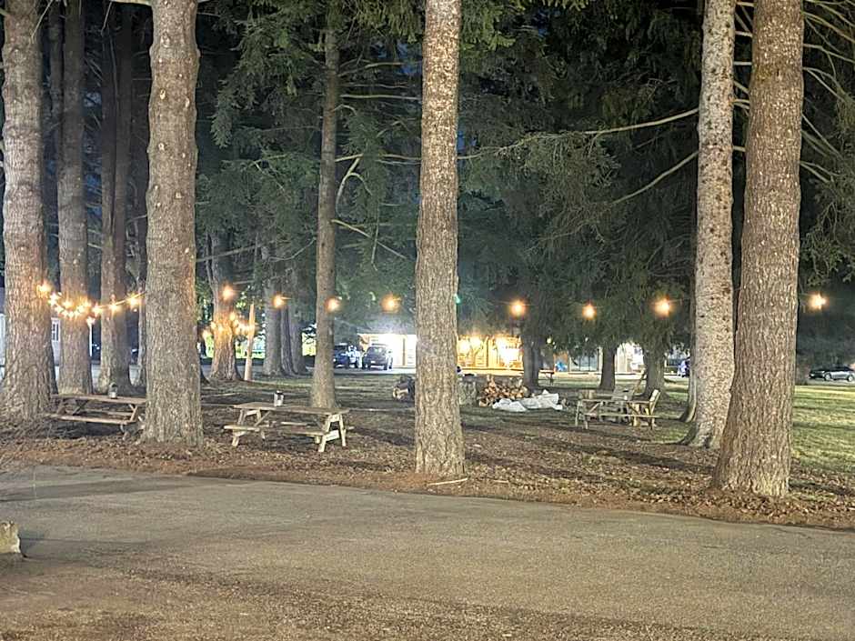 Kootenai Valley Motel