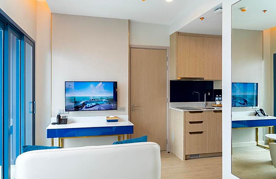 S Sriracha Hotel & Residence