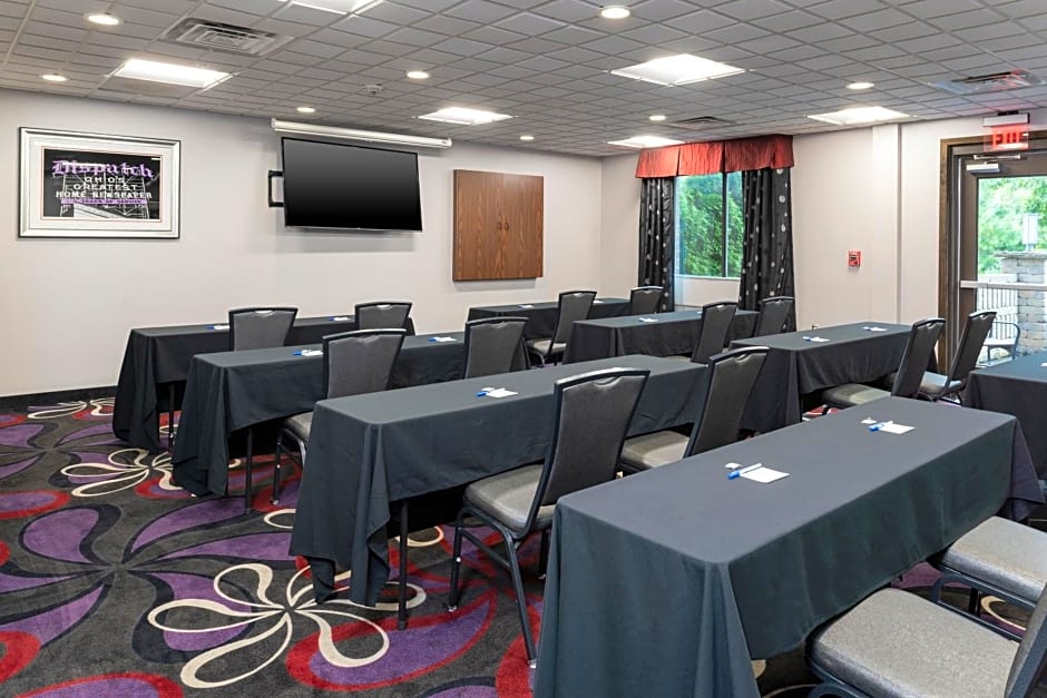 Holiday Inn Express & Suites Columbus - Polaris Parkway / COLUMBUS By IHG