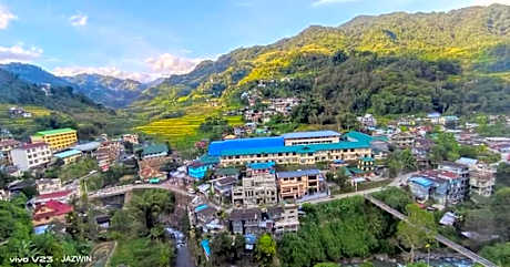 People's lodge and restaurant