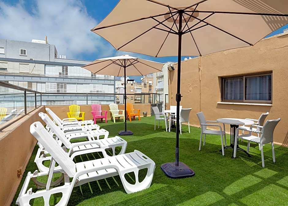 Mizpe Yam Boutique Hotel