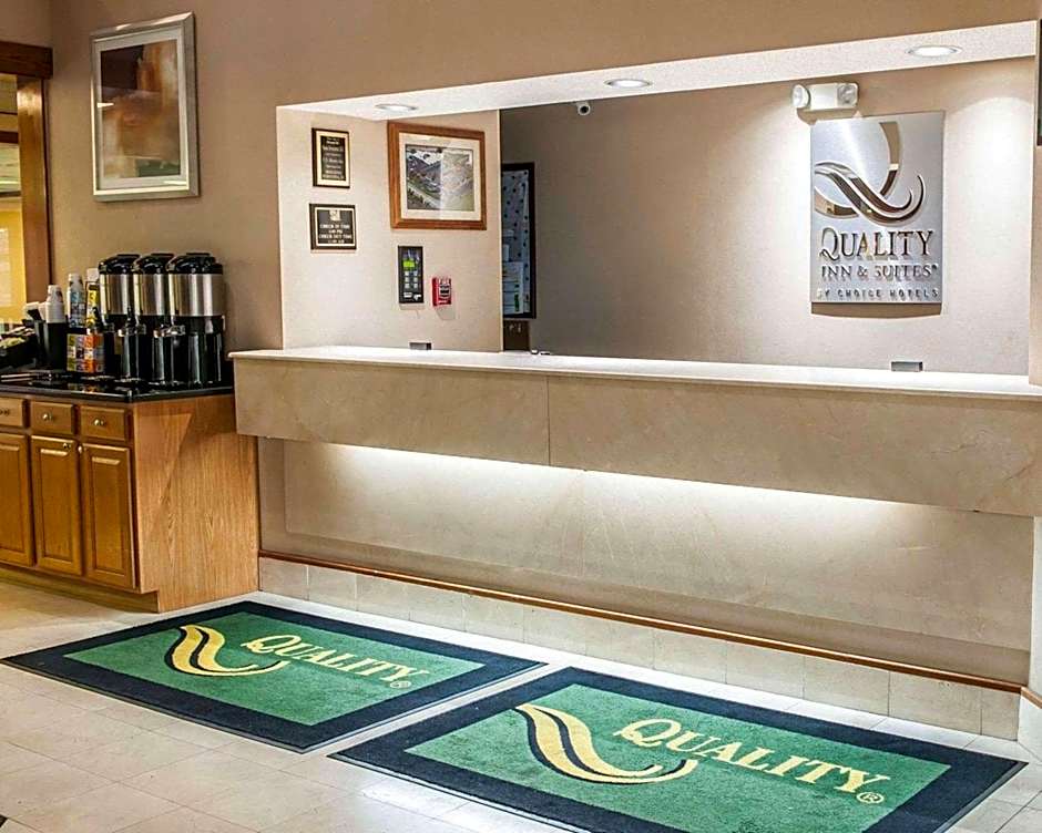 Quality Inn & Suites Goshen