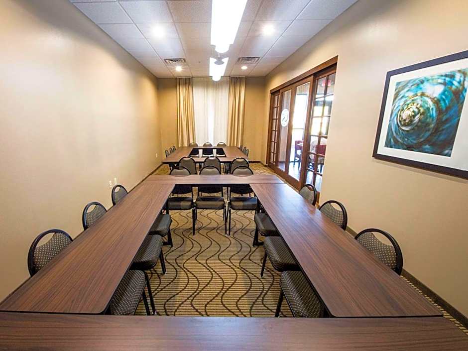 Comfort Suites Dunnellon near Rainbow Springs