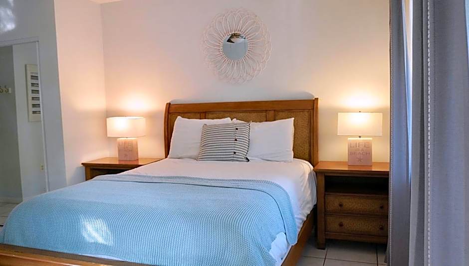 4145 By The Sea Inn & Suites