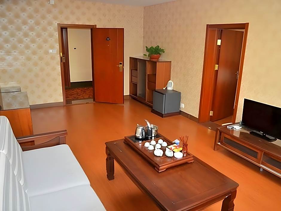 GreenTree Inn WeiFang QingZhou Middle HaiDai Road Electric Power Shell