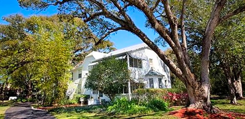 Farnsworth House Bed Breakfast