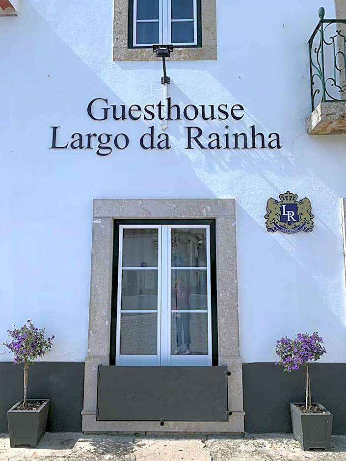 Largo da Rainha, Guesthouse