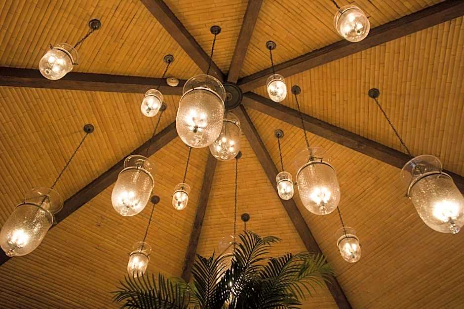 The Caribbean Court Boutique Hotel