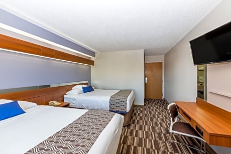 Queen Room with Two Queen Beds - Non-Smoking