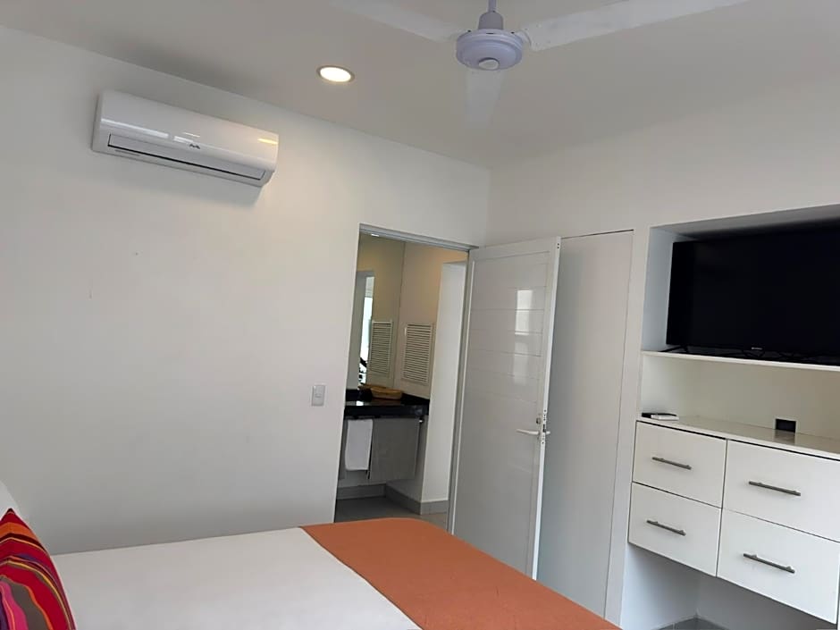 Papaya Condo Acapulco Diamante -Solo Adultos