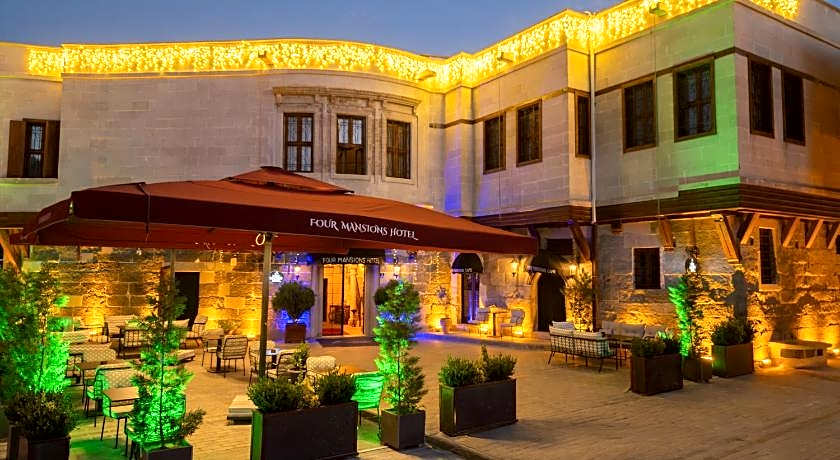 Four Mansions Hotel