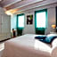 Le Rêve - Lake view rooms
