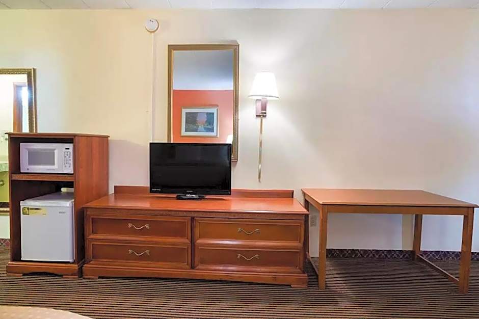 Royal Inn Clearfield