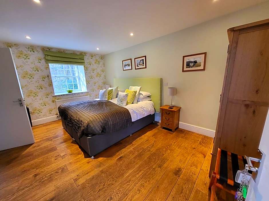 The Manifold Inn Hotel