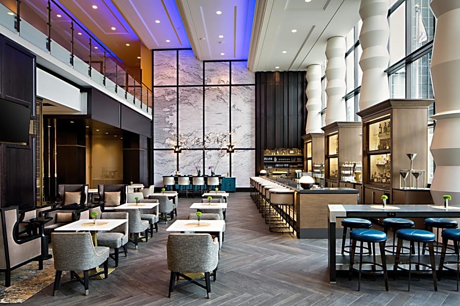 Amway Grand Plaza Hotel, Curio Collection by Hilton
