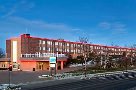 Travelodge by Wyndham Baie Comeau