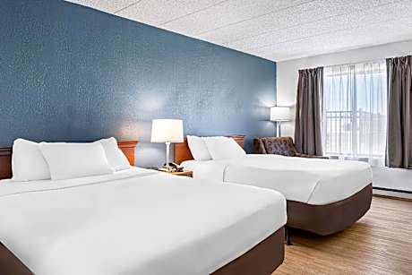 2 Queen Beds Nonsmoking