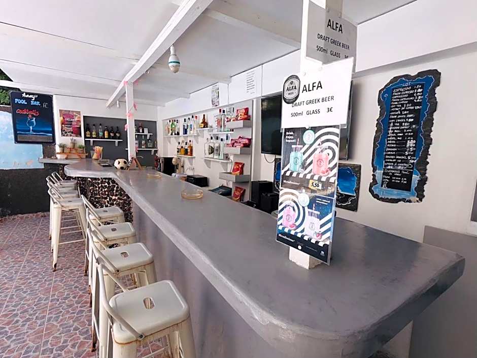 Anny Studios & Rooms Perissa Beach